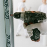 Trockenbauwand richtig aufbauen: So gelingt dein Projekt Schritt für Schritt