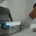 Putzschienen richtig setzen: So gelingt Ihnen eine makellose Wandgestaltung