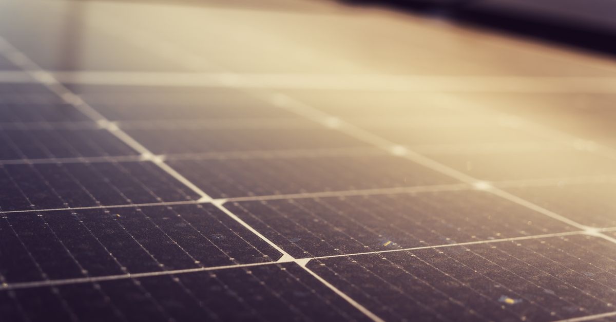 Photovoltaik auf dem Flachdach planen: So wird Ihr Dach zum Sonnenkraftwerk