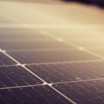 Photovoltaik auf dem Flachdach planen: So wird Ihr Dach zum Sonnenkraftwerk