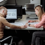 Hausbau clever planen: Wann lohnt sich ein Architekt – und wann der Generalunternehmer?