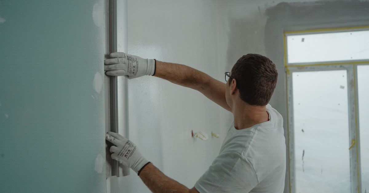 Altbau-Wände renovieren wie ein Profi: So bringst du Charme und Substanz in Einklang